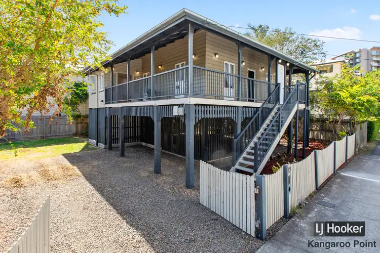 19 Rawlins Street, Kangaroo Point QLD 4169