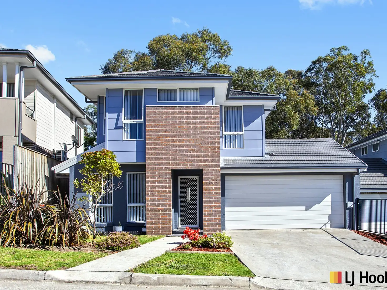 Main view of Homely townhouse listing, 19 Moffitt Place, Morisset NSW 2264