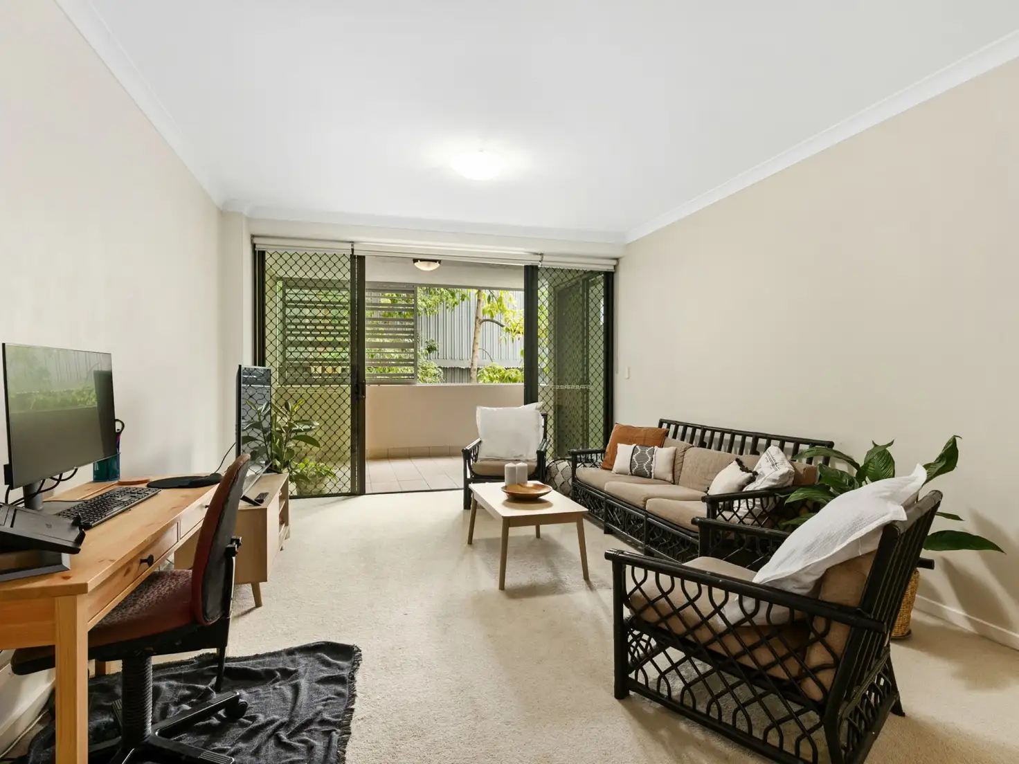 Main view of Homely unit listing, 21/38 Brougham Street, Fairfield QLD 4103