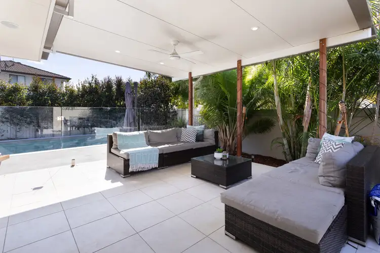 3 Rhodium Crescent, Hope Island QLD 4212