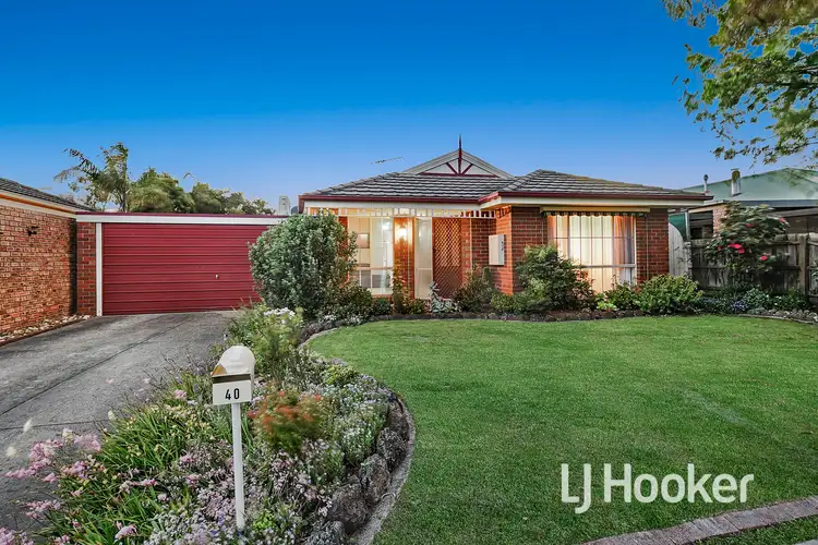 40 Simon Drive, Pakenham VIC 3810