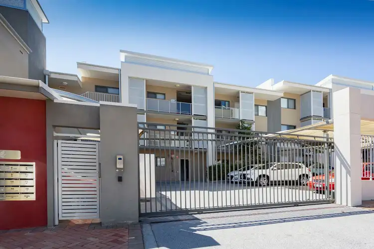 1/1 Walsh Loop, Joondalup WA 6027