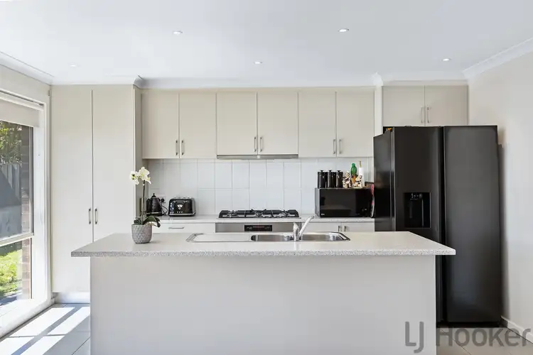 Sixth view of Homely house listing, 2/11 Chatham Avenue, Ferntree Gully VIC 3156