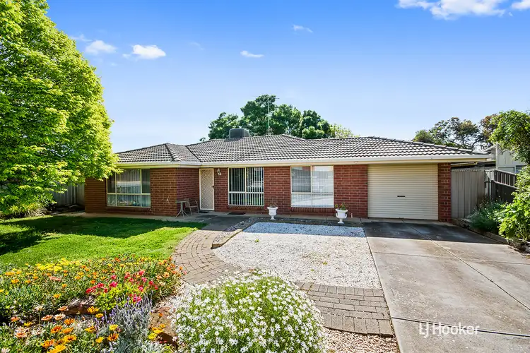 21 Adams Road, Craigmore SA 5114