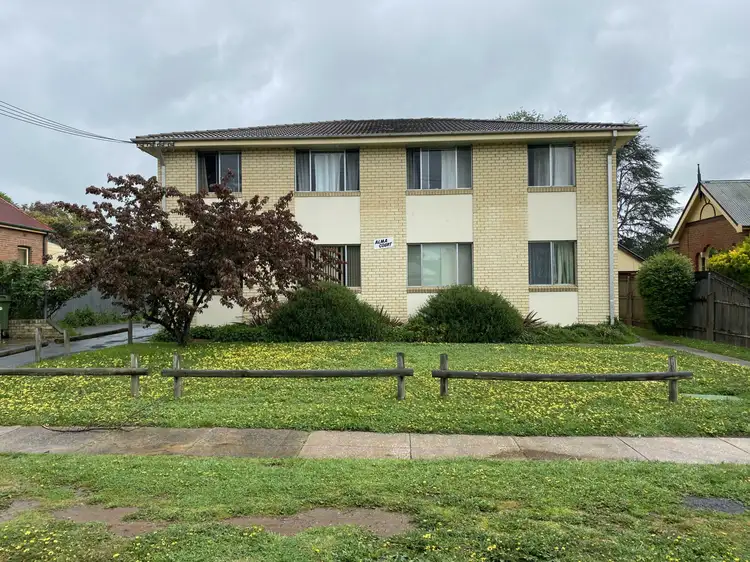 Main view of Homely unit listing, 2/212 Cowper Street, Goulburn NSW 2580