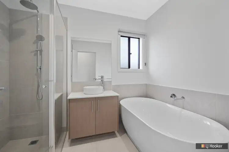 Seventh view of Homely house listing, 6 Harry Drive, Thornhill Park VIC 3335