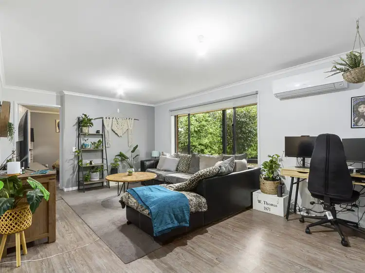 Fifth view of Homely house listing, 9 Mayfair Court, Traralgon VIC 3844