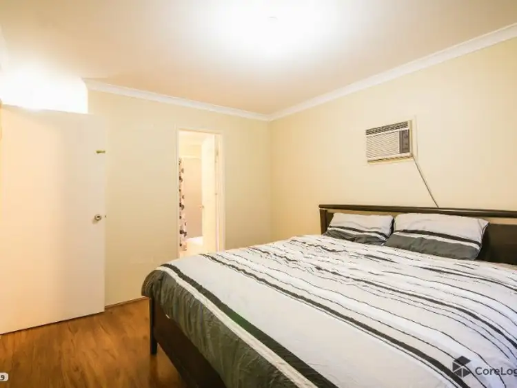 Seventh view of Homely house listing, 4 Benia Rise, Alexander Heights WA 6064