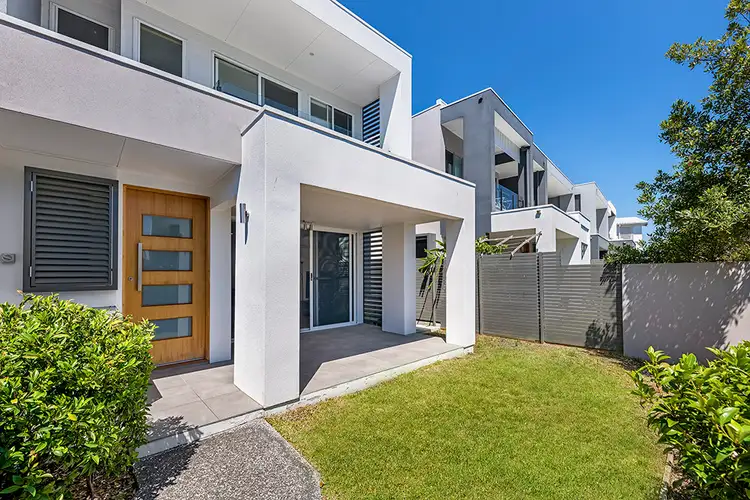 Main view of Homely townhouse listing, 8 Evergreen View, Robina QLD 4226