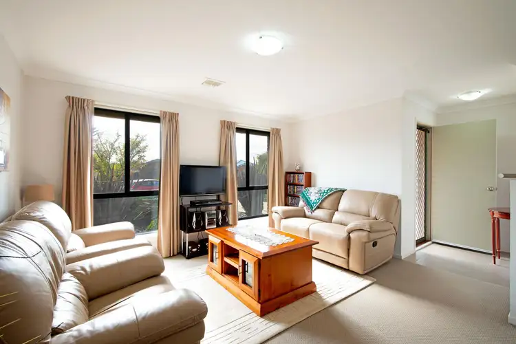 Fourth view of Homely house listing, 10 Pinner Place, Macgregor ACT 2615