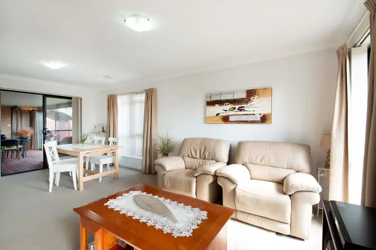 Sixth view of Homely house listing, 10 Pinner Place, Macgregor ACT 2615