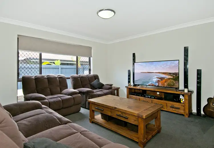 Sixth view of Homely house listing, 9 Forestglen Crescent, Bahrs Scrub QLD 4207