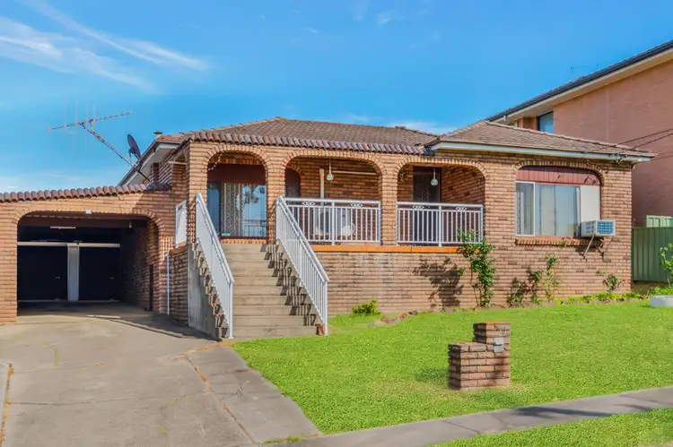 27 Flinders Street, Fairfield West NSW 2165