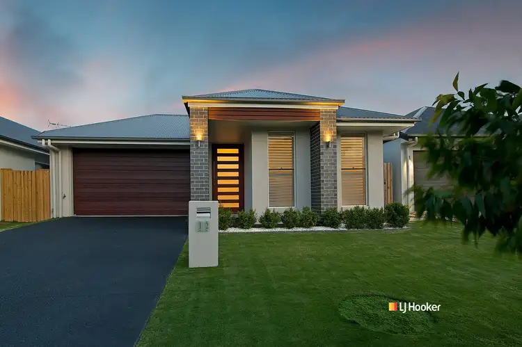 12 Palatial Crescent, Griffin QLD 4503