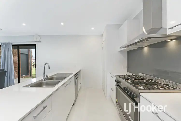 Sixth view of Homely house listing, 44 Botany Way, Cranbourne East VIC 3977