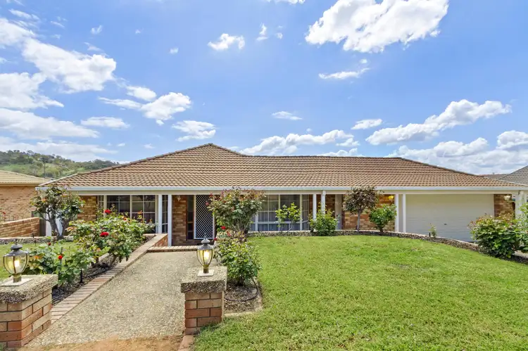 Main view of Homely house listing, 32 Goldfinch Circuit, Theodore ACT 2905