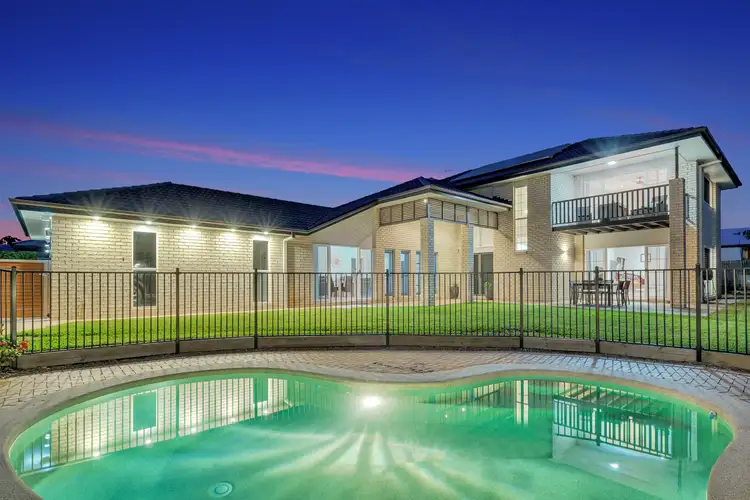 3 Joseph Place, Sinnamon Park QLD 4073