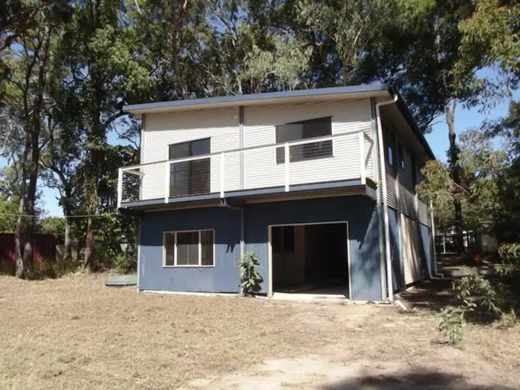 8 Mel St, Macleay Island QLD 4184
