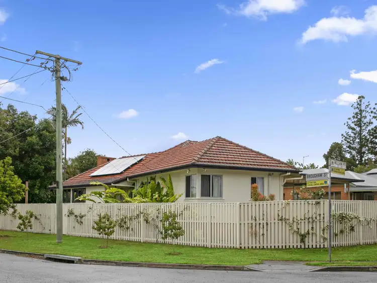 Third view of Homely house listing, 32 William Parade, Fairfield QLD 4103