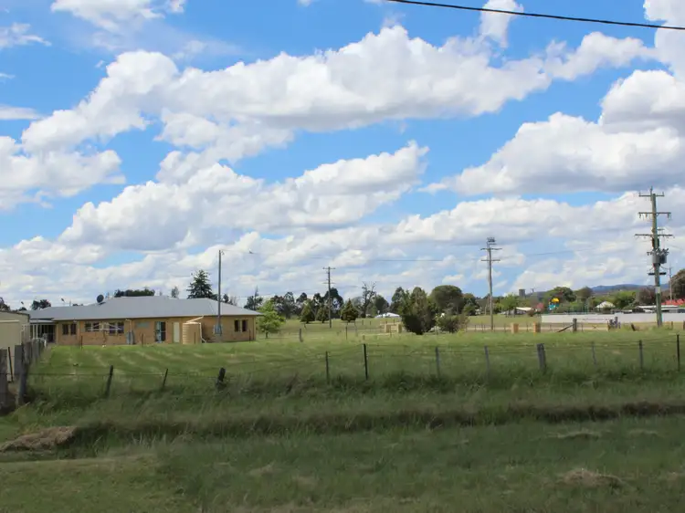 12 Ward Street, Deepwater NSW 2371