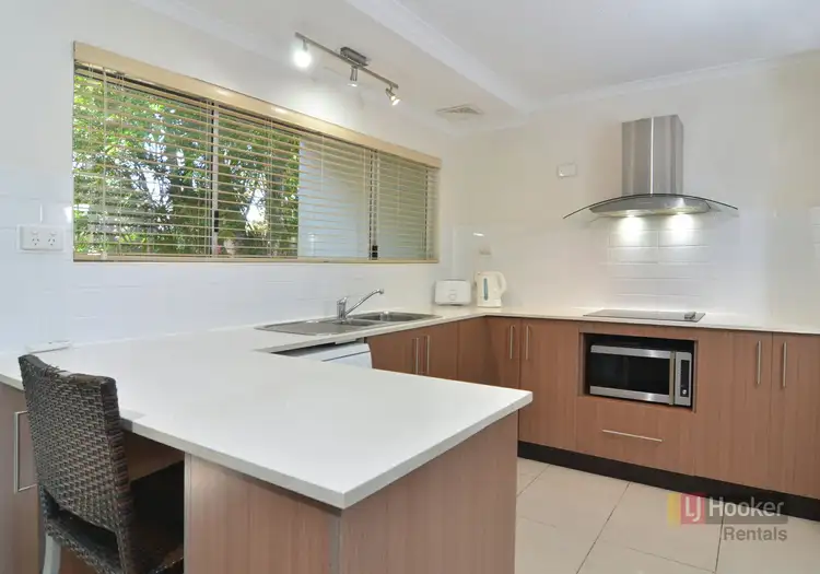 Villa 4/121-137 Port Douglas Road, Port Douglas QLD 4877