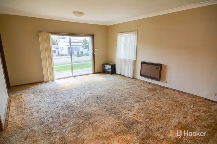 Fifth view of Homely house listing, 40 Tweed Road, Lithgow NSW 2790