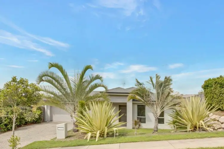 16 Buchanen Street, Boyne Island QLD 4680
