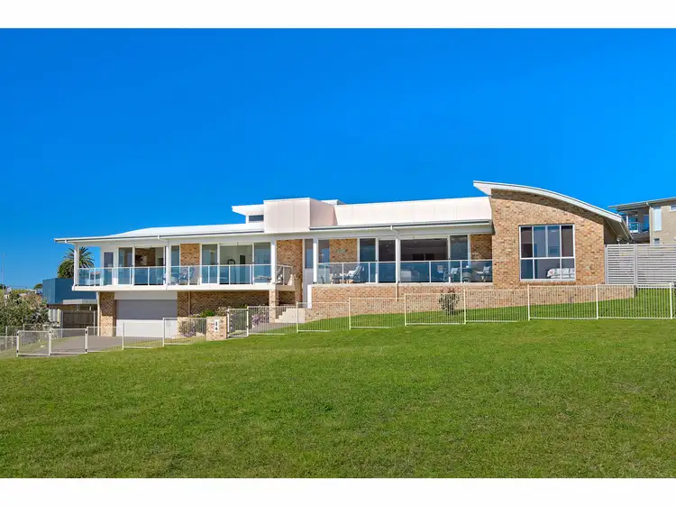 Second view of Homely house listing, 22 Glenelg Crescent, Red Head NSW 2430