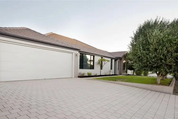 6 Aquila Drive, Australind WA 6233