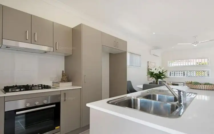 20/20 Oakwood Drive, Warner QLD 4500