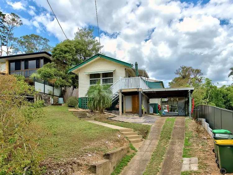 14 Koolewong Street, Stafford Heights QLD 4053