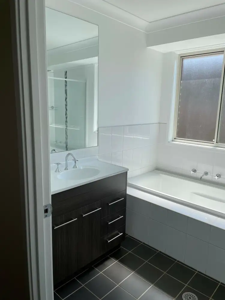 Fifth view of Homely house listing, 4 Lapwing Place, Moss Vale NSW 2577