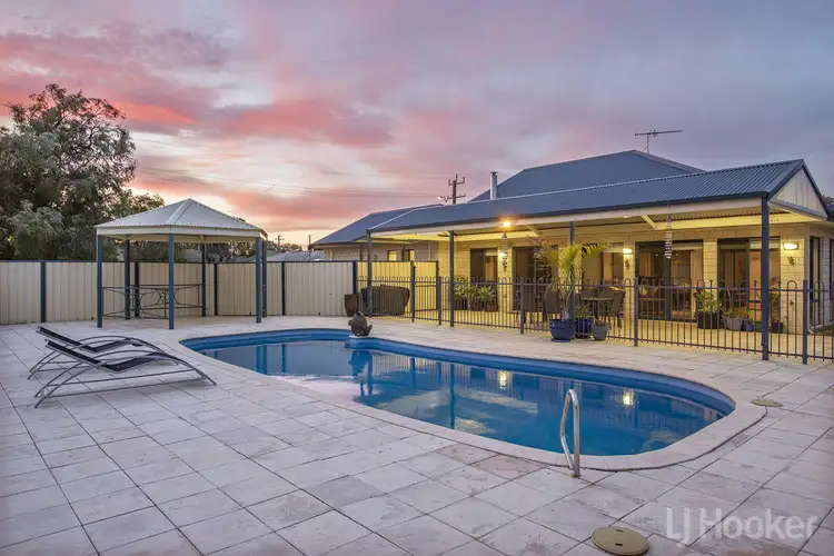 18 Jones Way, Abbey WA 6280