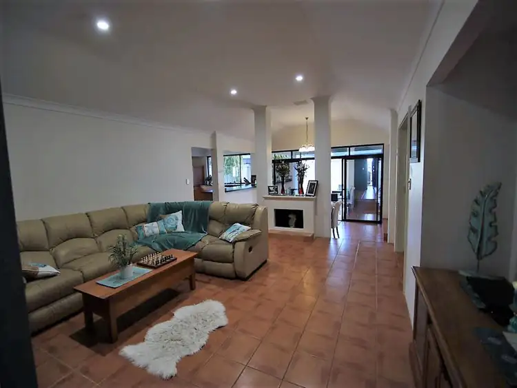 Seventh view of Homely house listing, 5 Coen Close, Millbridge WA 6232