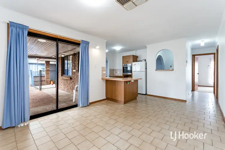 Sixth view of Homely house listing, 2 Vitana Court, Craigmore SA 5114