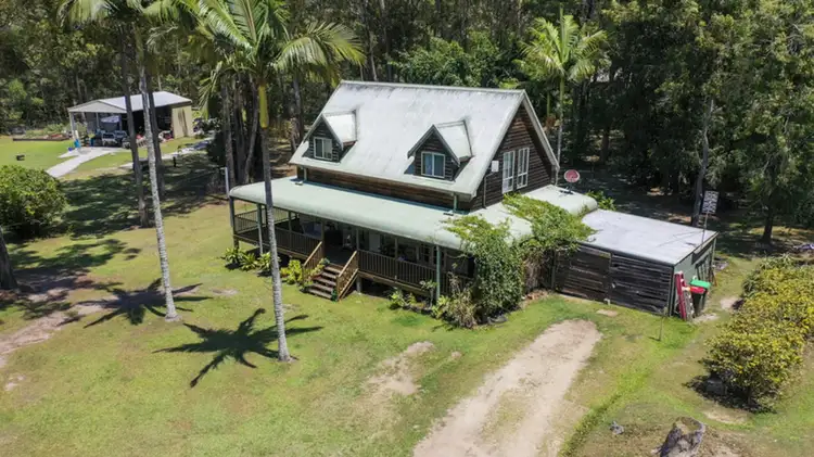 10 Emu Drive, Woombah NSW 2469