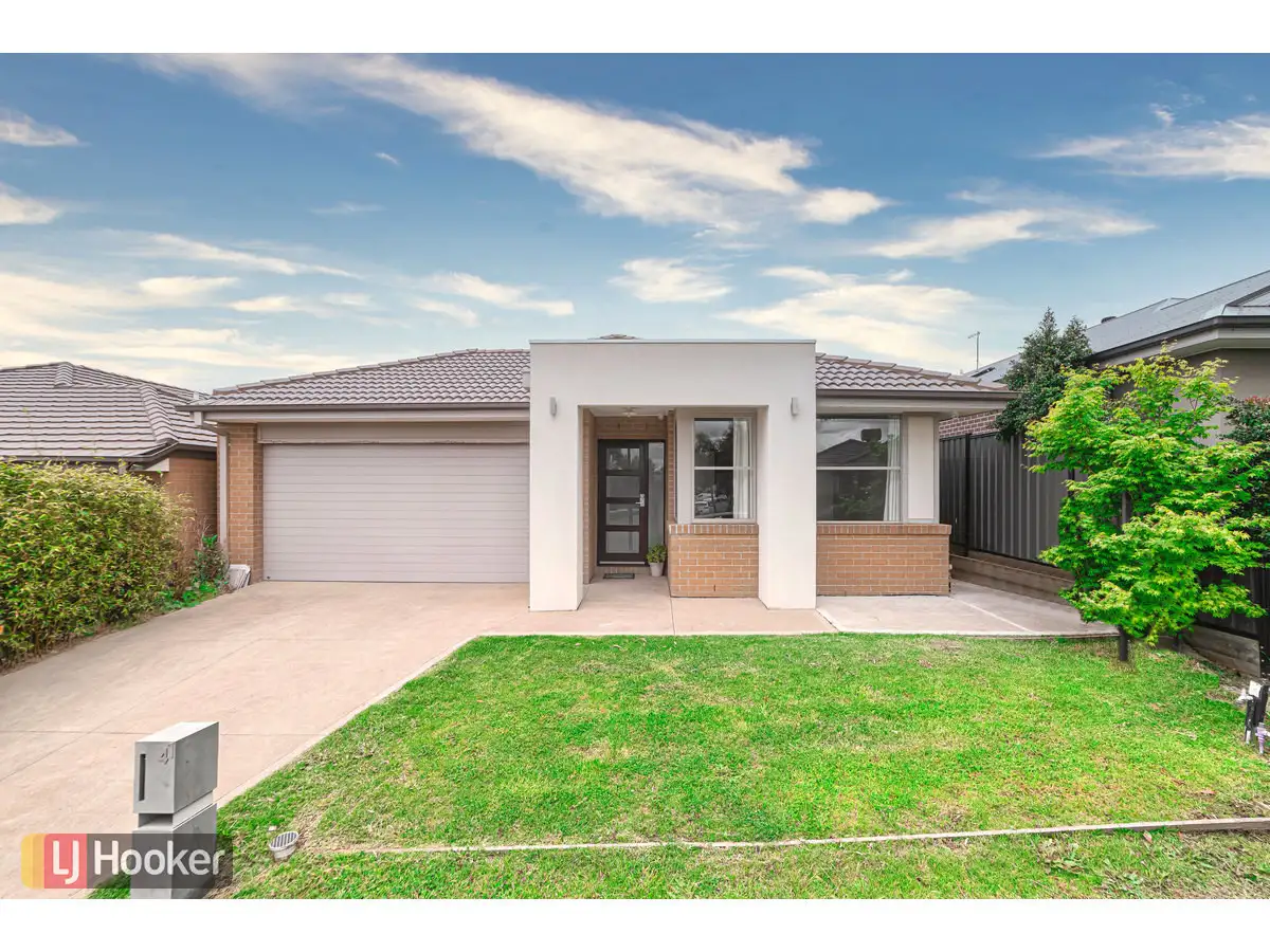 Main view of Homely house listing, 41 Versant Drive, Craigieburn VIC 3064