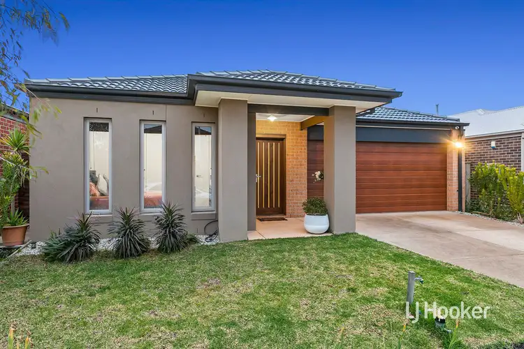 9 Cadley Avenue, Point Cook VIC 3030