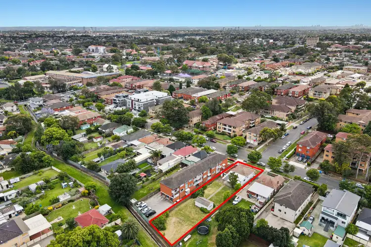 33 Ferguson Avenue, Wiley Park NSW 2195