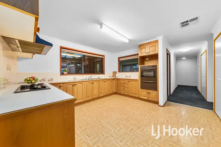 Sixth view of Homely house listing, 15 Stuart Avenue, Hampton Park VIC 3976