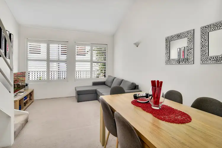49/12 Hayberry Street, Crows Nest NSW 2065