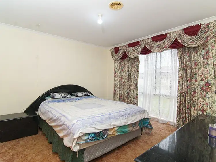 Sixth view of Homely house listing, 5 Mahogany Close, Hampton Park VIC 3976