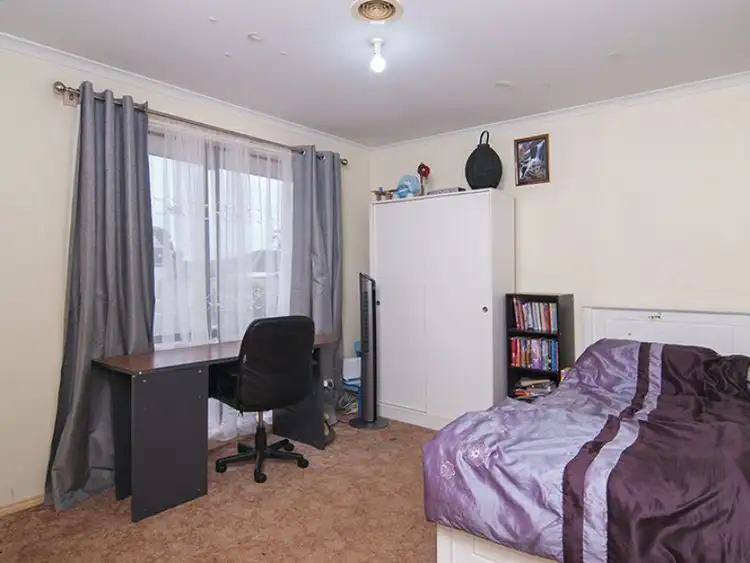 Seventh view of Homely house listing, 5 Mahogany Close, Hampton Park VIC 3976