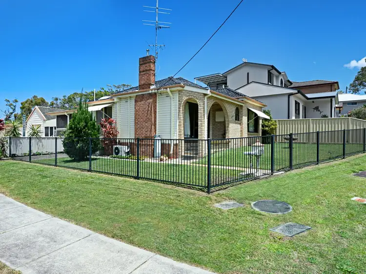 174 Wommara Avenue, Belmont North NSW 2280