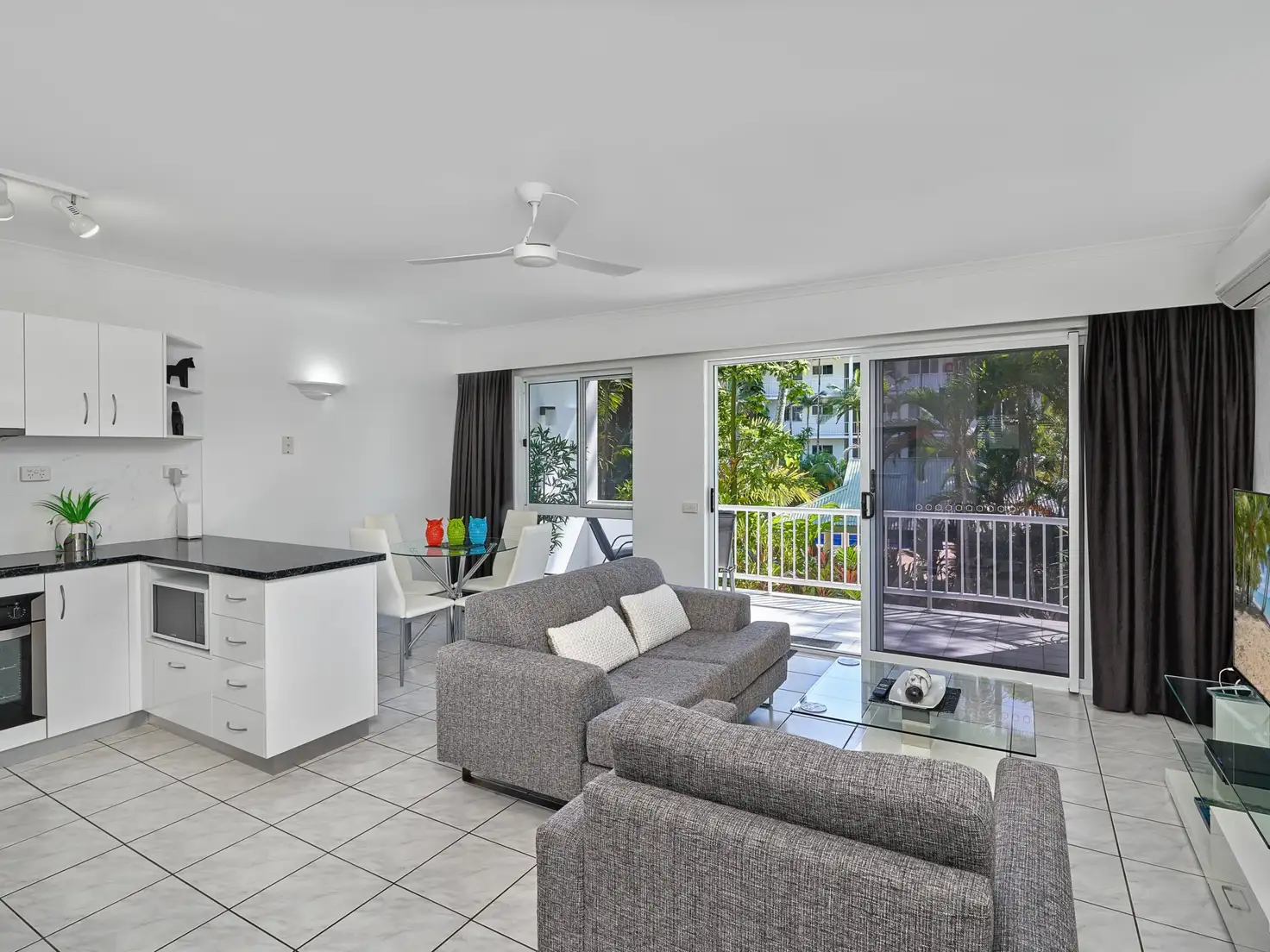Main view of Homely unit listing, 21/69-73 Arlington Esplanade, Clifton Beach QLD 4879