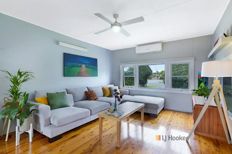 Second view of Homely house listing, 4 Ourringo Street, Budgewoi NSW 2262
