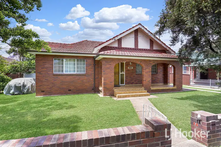 42 Bolton Street, Guildford NSW 2161