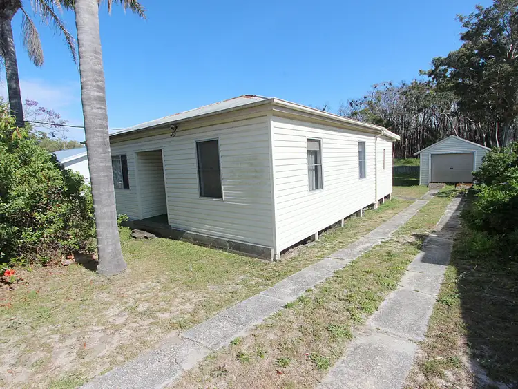 13 Crowdy Street, Harrington NSW 2427