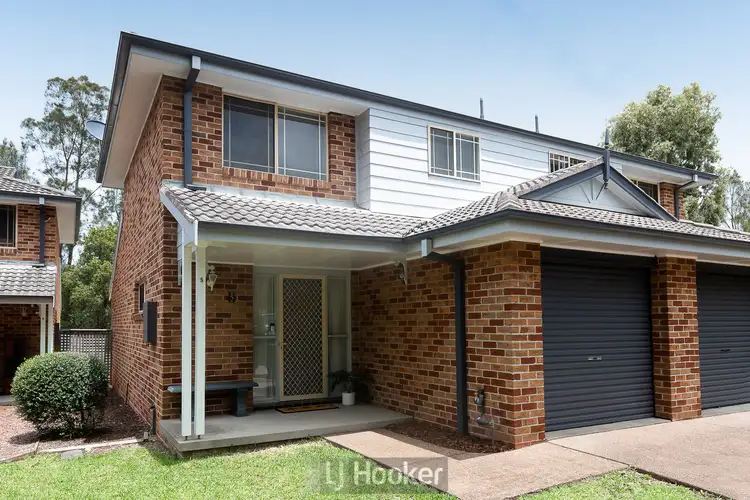 5/1 Derwent Crescent, Lakelands NSW 2282