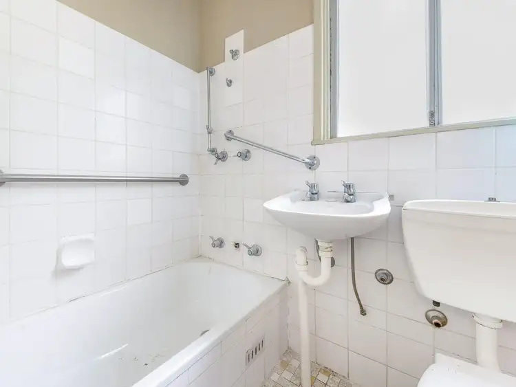Fifth view of Homely house listing, 28 Pioneer Street, Seven Hills NSW 2147